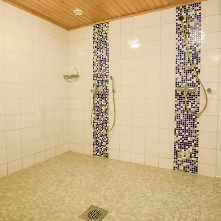 Vip-tahko 3 Вилла